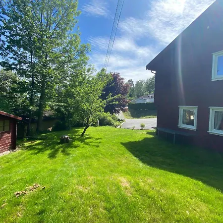 Spacious With 4 Bedrooms *