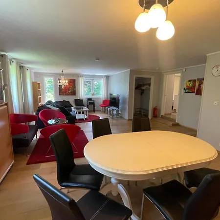 Spacious With 4 Bedrooms